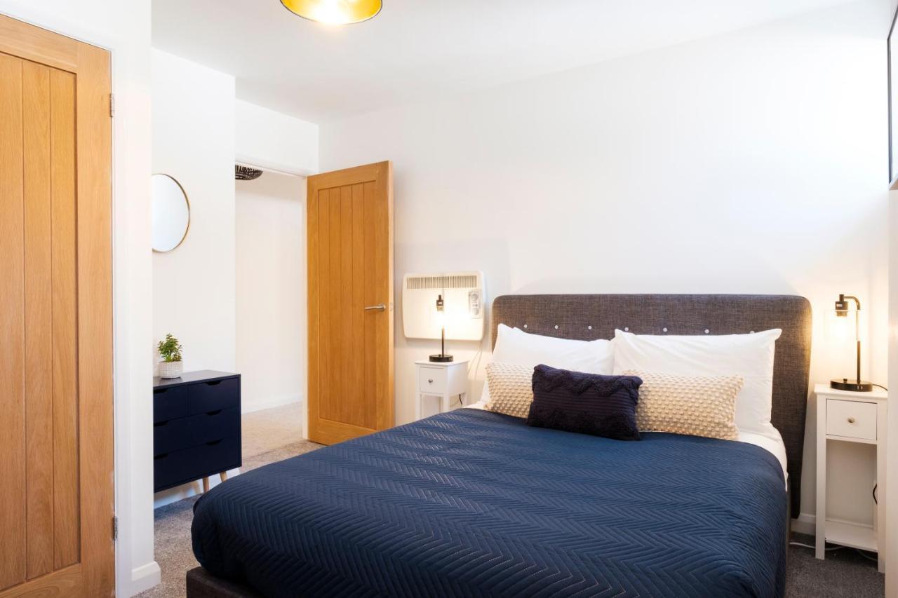 Corinium Lodge - Town Centre Apartment Cirencester Εξωτερικό φωτογραφία