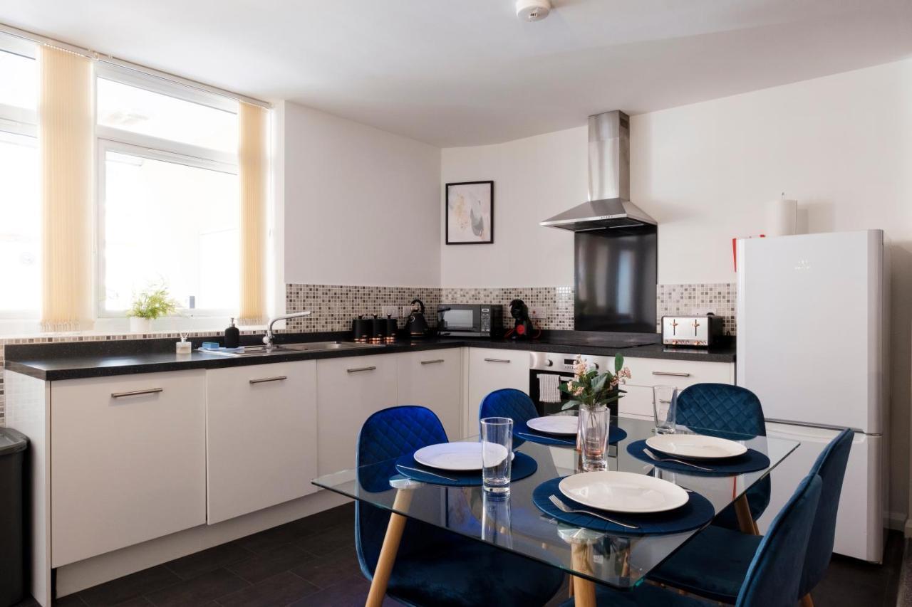 Corinium Lodge - Town Centre Apartment Cirencester Εξωτερικό φωτογραφία