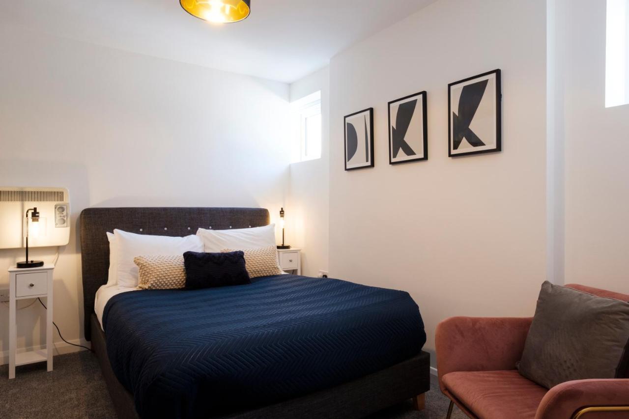 Corinium Lodge - Town Centre Apartment Cirencester Εξωτερικό φωτογραφία