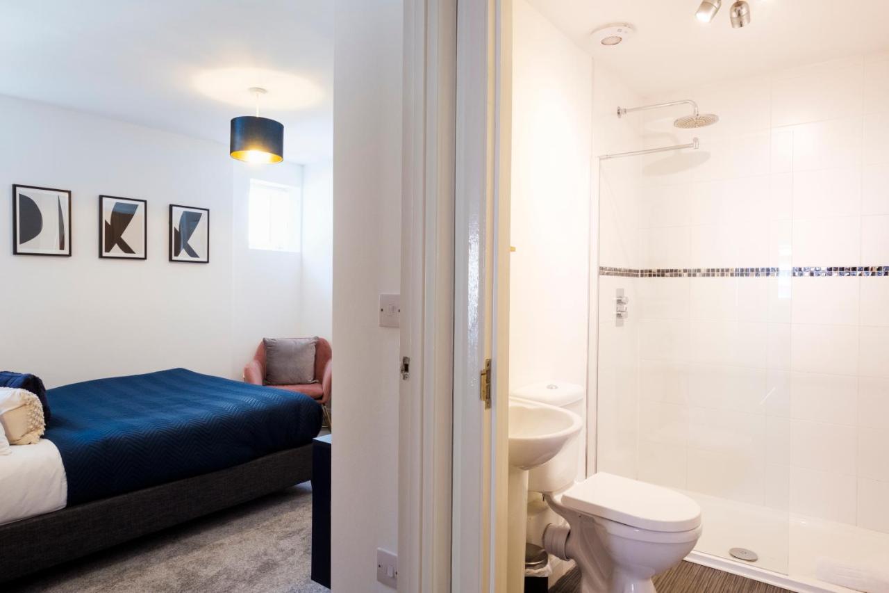 Corinium Lodge - Town Centre Apartment Cirencester Εξωτερικό φωτογραφία