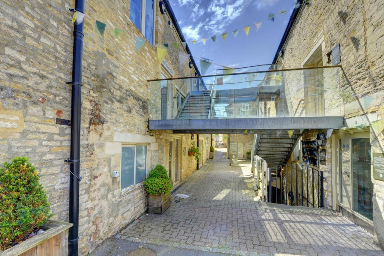 Corinium Lodge - Town Centre Apartment Cirencester Εξωτερικό φωτογραφία